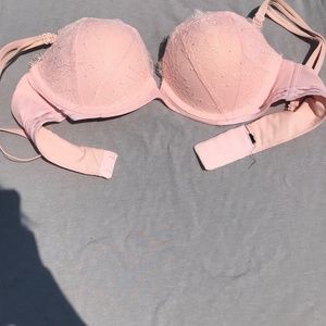 Victoria’s Secret strapless multi way push up bra